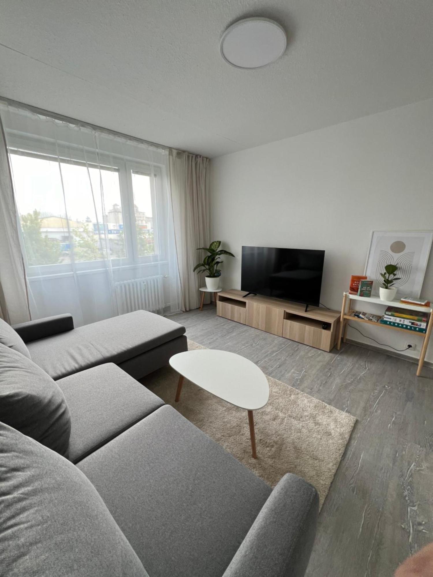 Ren Apartment Znojmo Luaran gambar